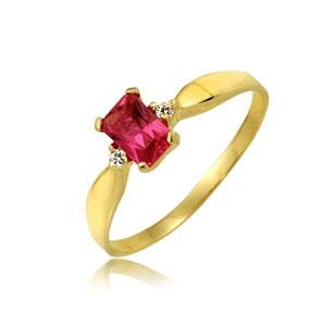 Złoty pierścionek z rubinem i cyrkoniami
