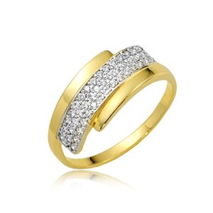 Złoty pierścionek rodowany z cyrkoniami